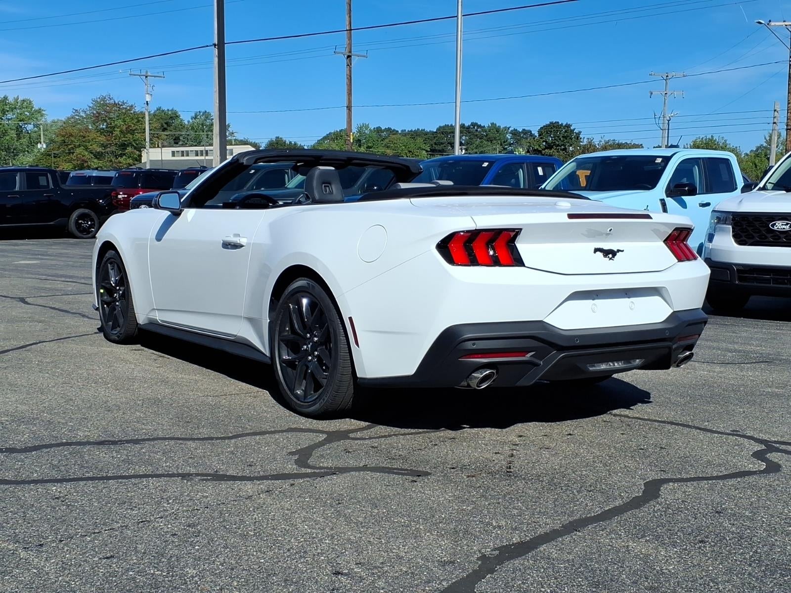 2026 Ford Mustang ECOBOOST CONVERTIBLE