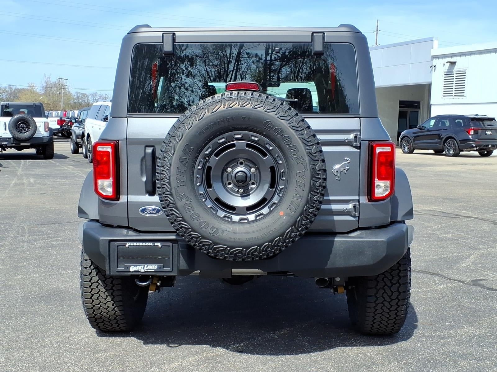 2025 Ford Bronco Base