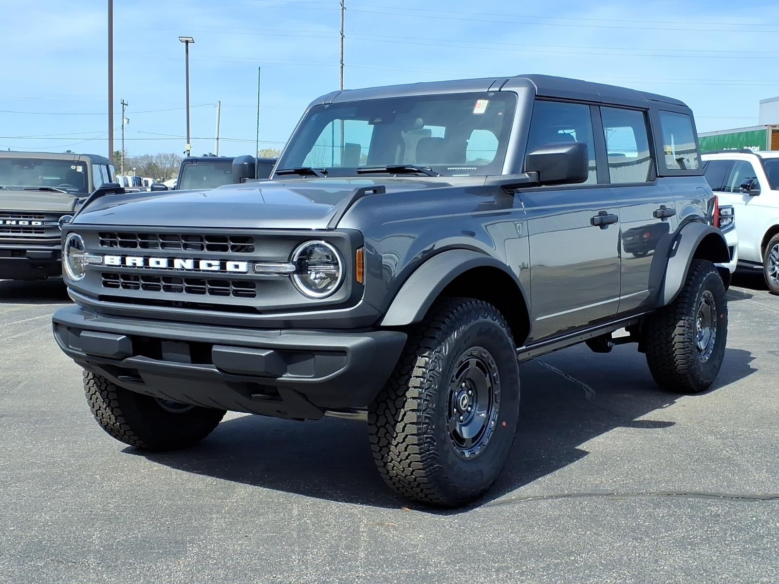 2025 Ford Bronco Base