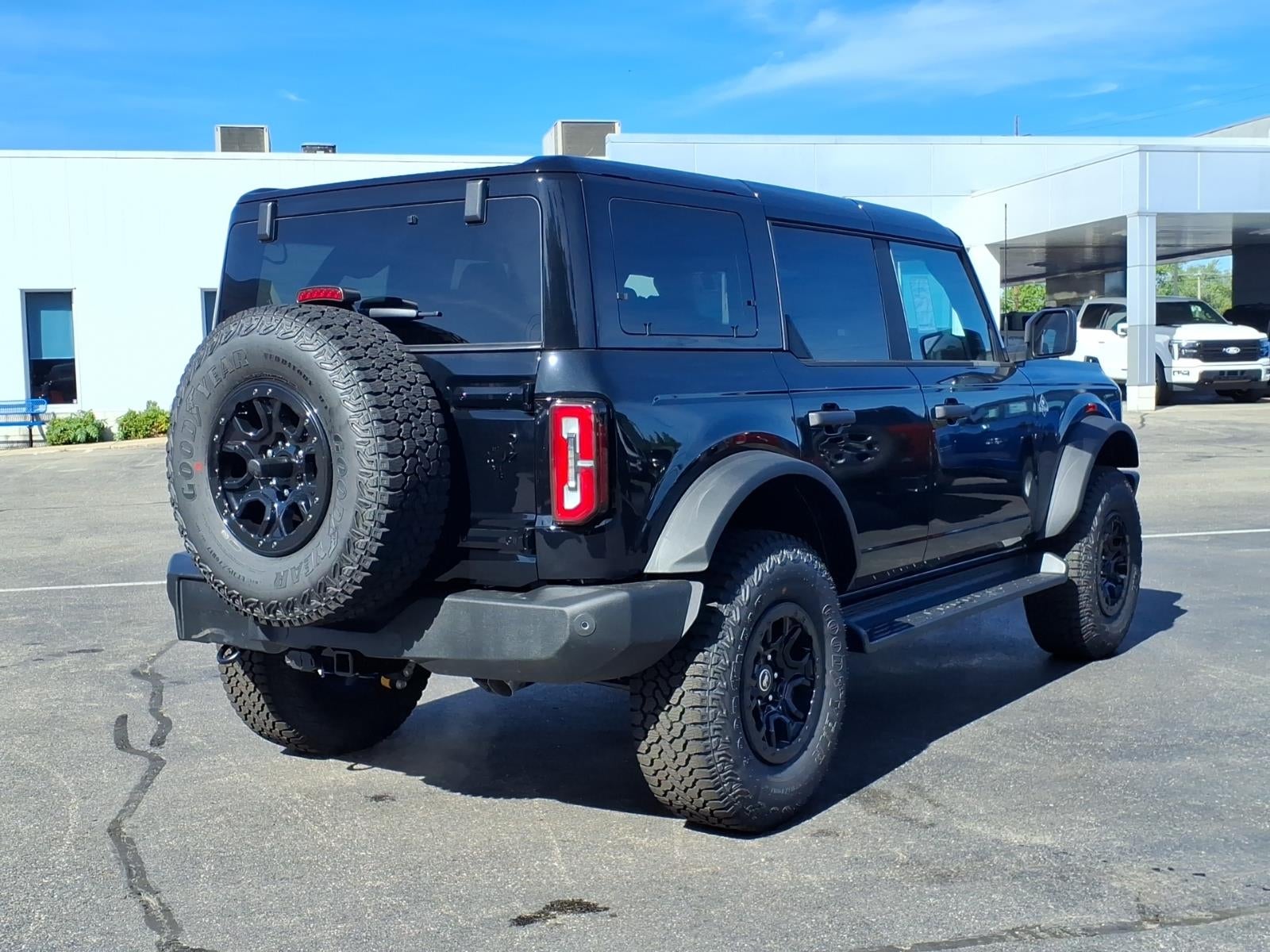 2026 Ford Bronco OUTER BANKS 4 DOOR 4X4