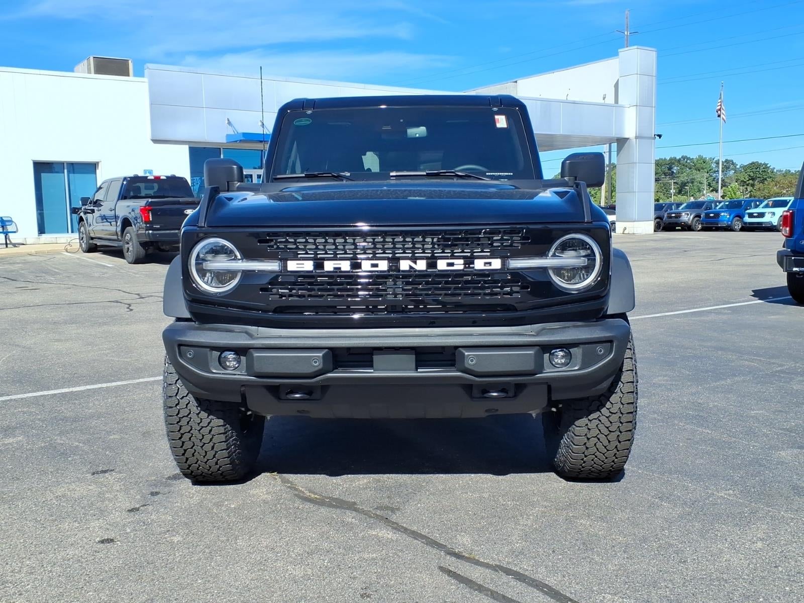 2026 Ford Bronco OUTER BANKS 4 DOOR 4X4