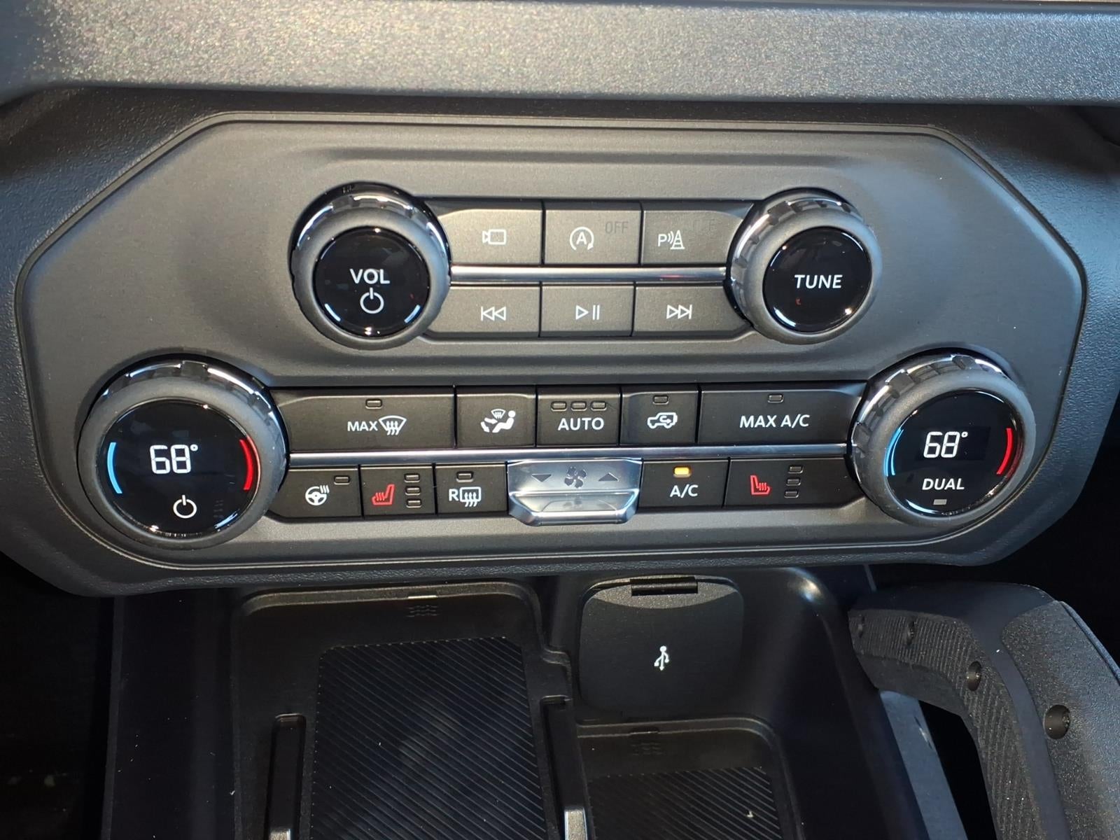 2026 Ford Bronco OUTER BANKS 4 DOOR 4X4