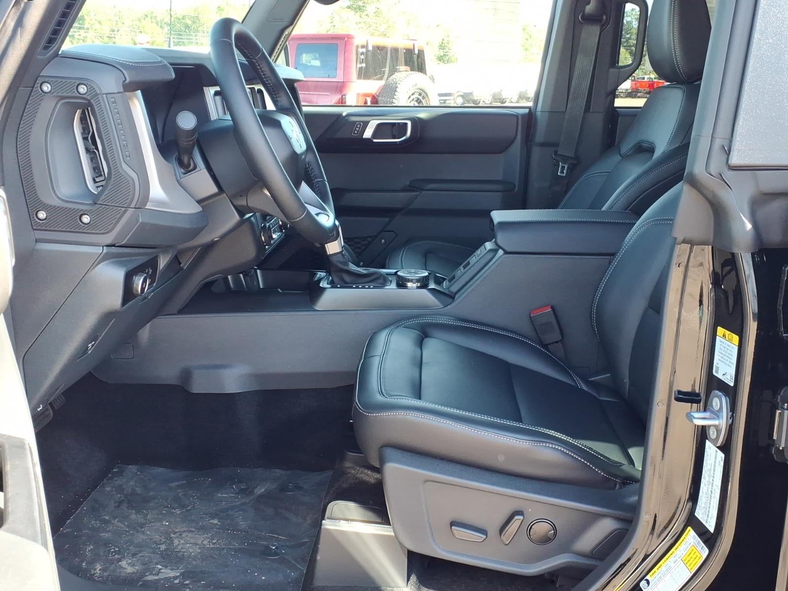 2026 Ford Bronco OUTER BANKS 4 DOOR 4X4