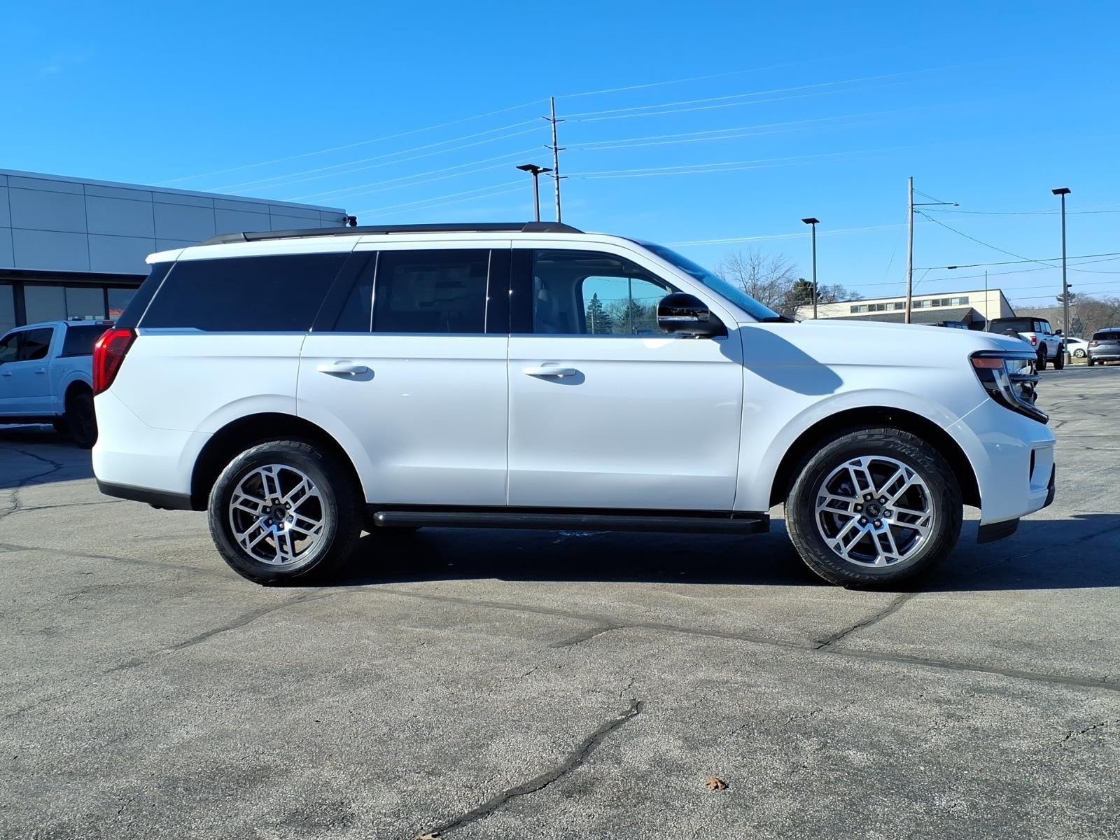 2026 Ford Expedition Active