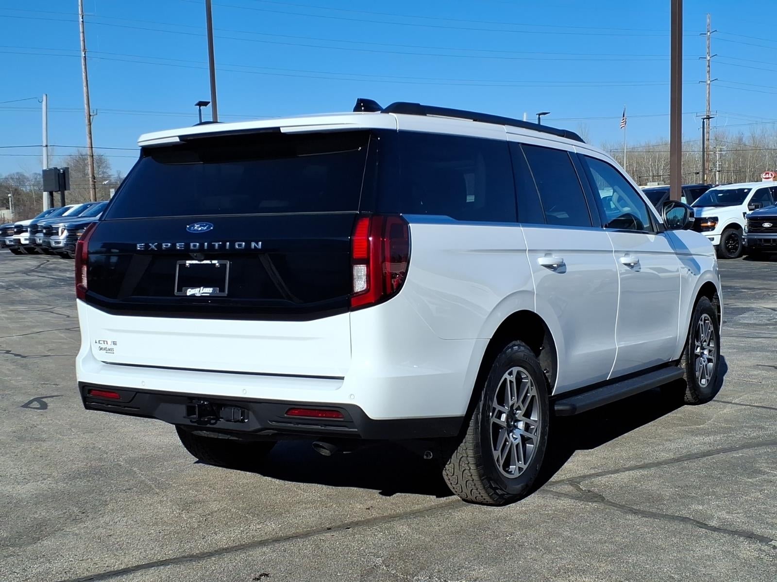 2026 Ford Expedition Active