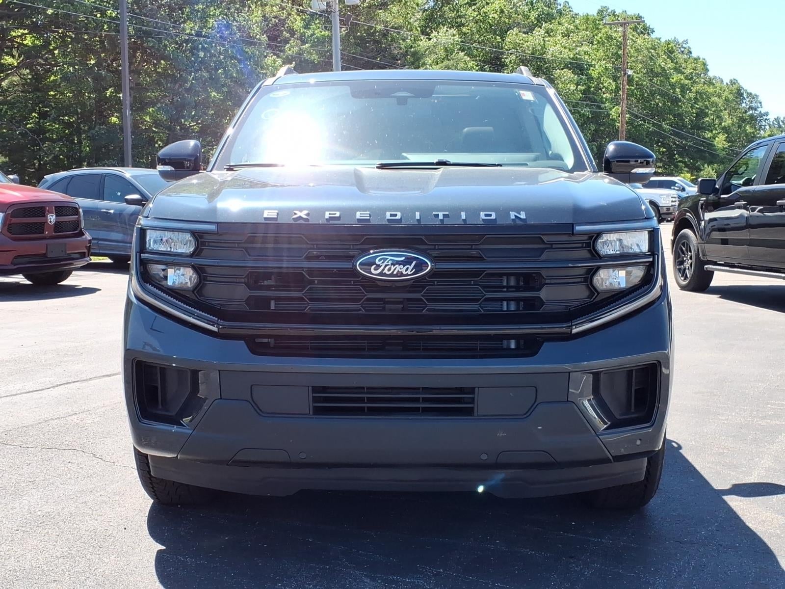 2026 Ford Expedition Active