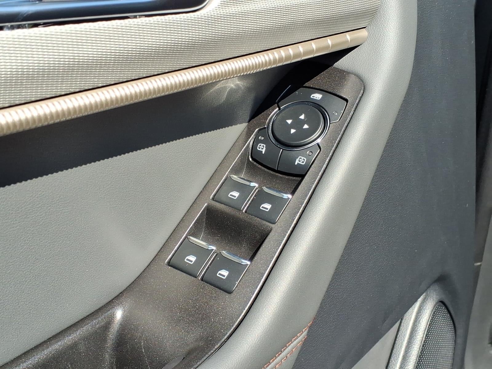 2026 Ford Explorer ACTIVE W/200A PKG 4WD