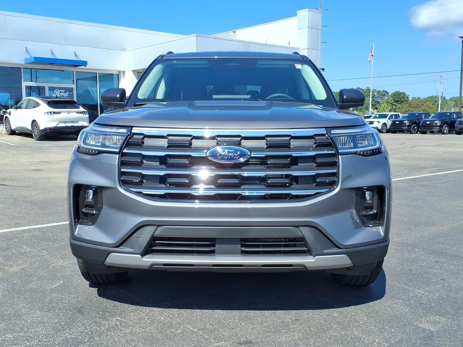 2026 Ford Explorer ACTIVE W/200A PKG 4WD