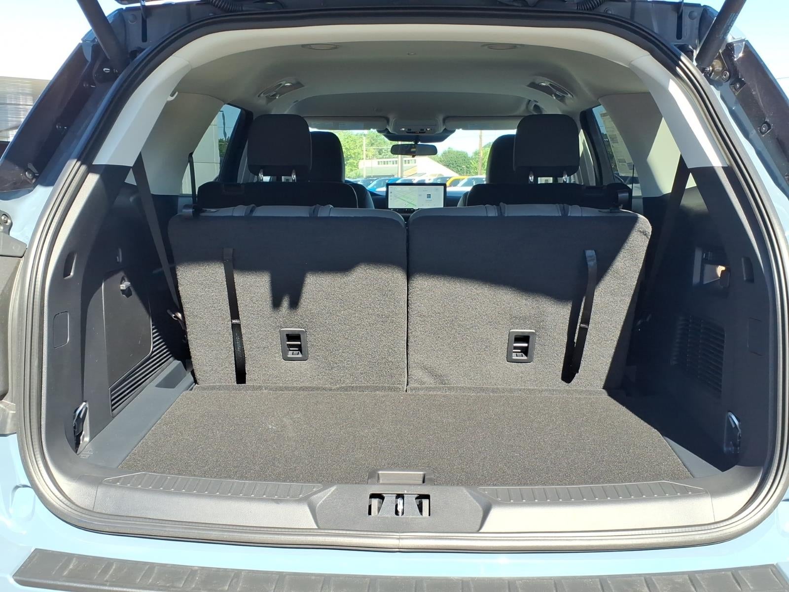 2026 Ford Explorer ACTIVE W/200A PKG 4WD