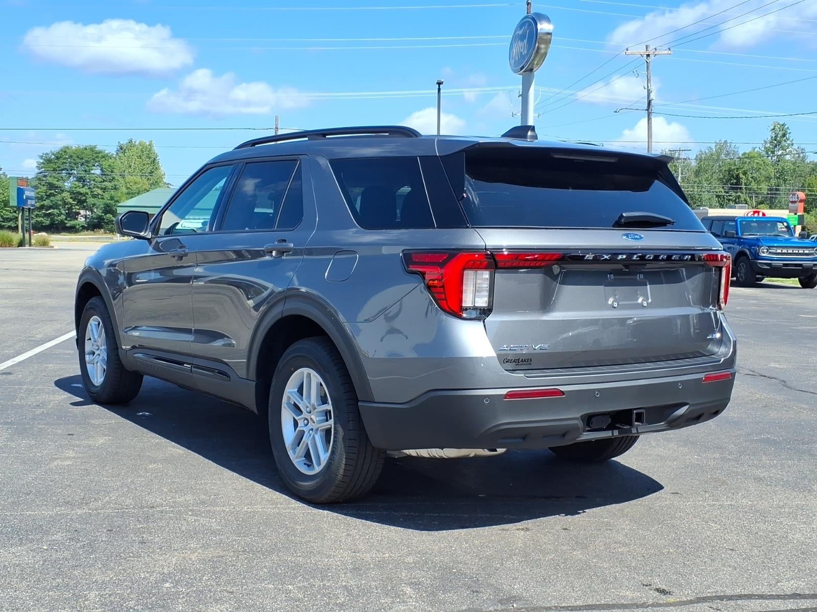 2026 Ford Explorer ACTIVE W/200A PKG 4WD