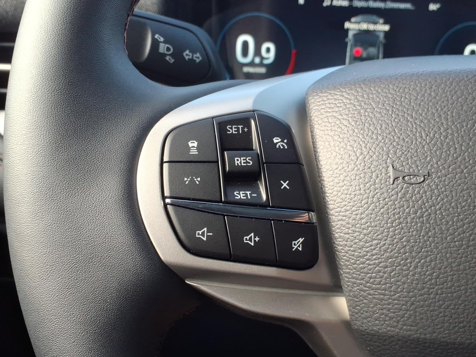 2027 Ford Explorer ACTIVE W/200A PKG 4WD
