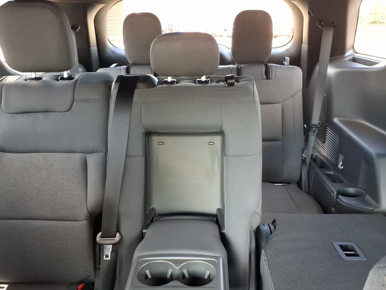 2027 Ford Explorer ACTIVE W/100A PKG 4WD