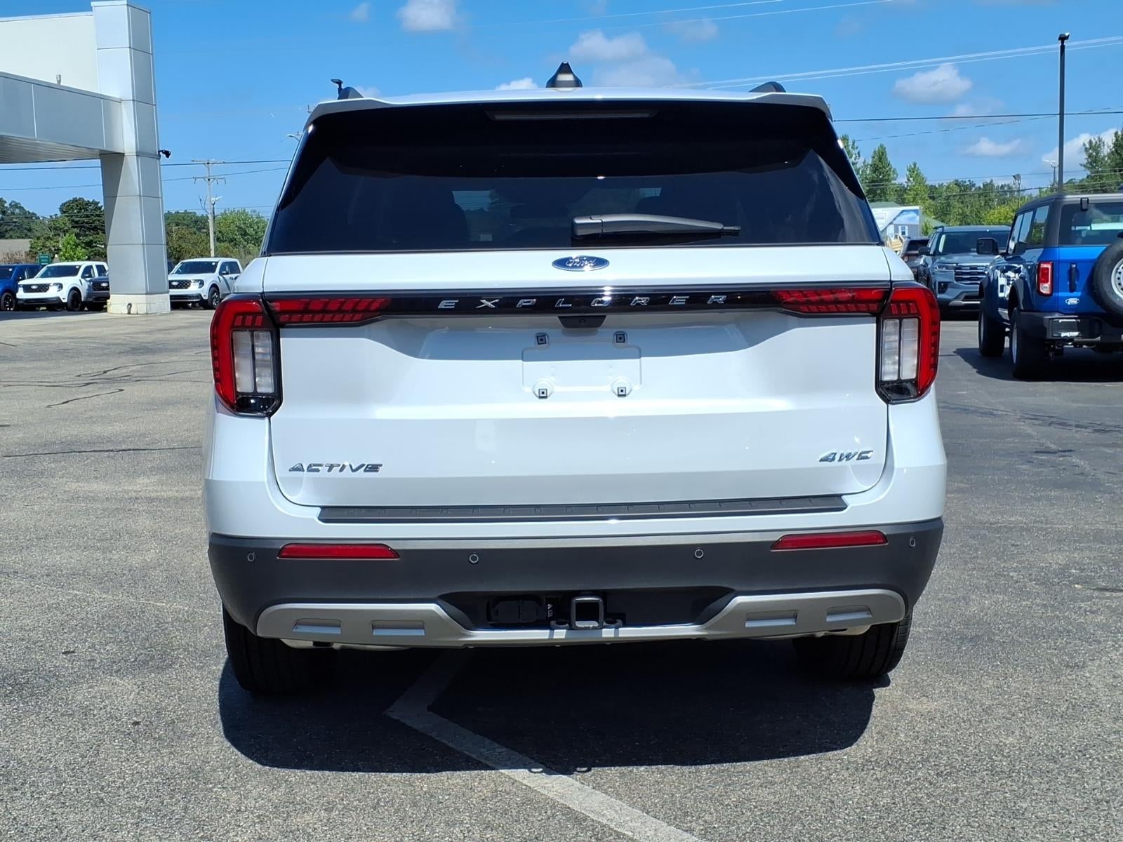 2026 Ford Explorer ACTIVE W/200A PKG 4WD