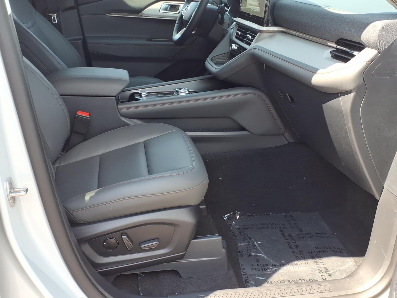 2026 Ford Explorer ACTIVE W/200A PKG 4WD