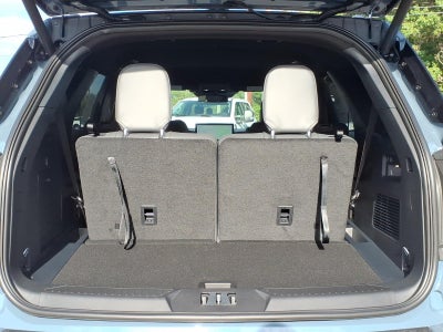 2027 Ford Explorer ACTIVE W/200A PKG 4WD