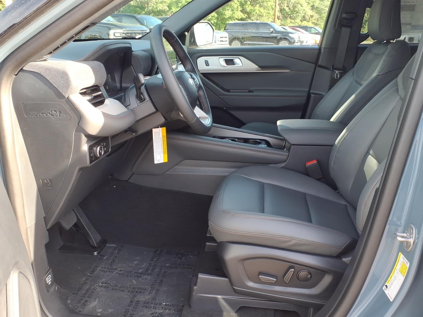 2027 Ford Explorer ACTIVE W/200A PKG 4WD