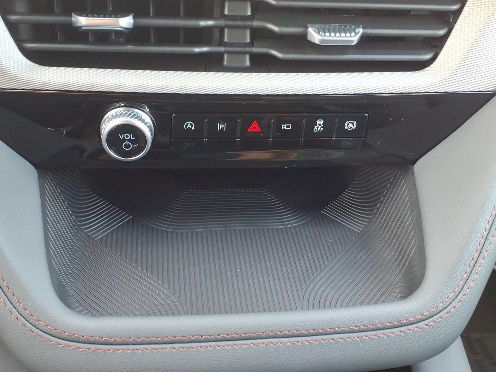 2027 Ford Explorer ACTIVE W/200A PKG 4WD