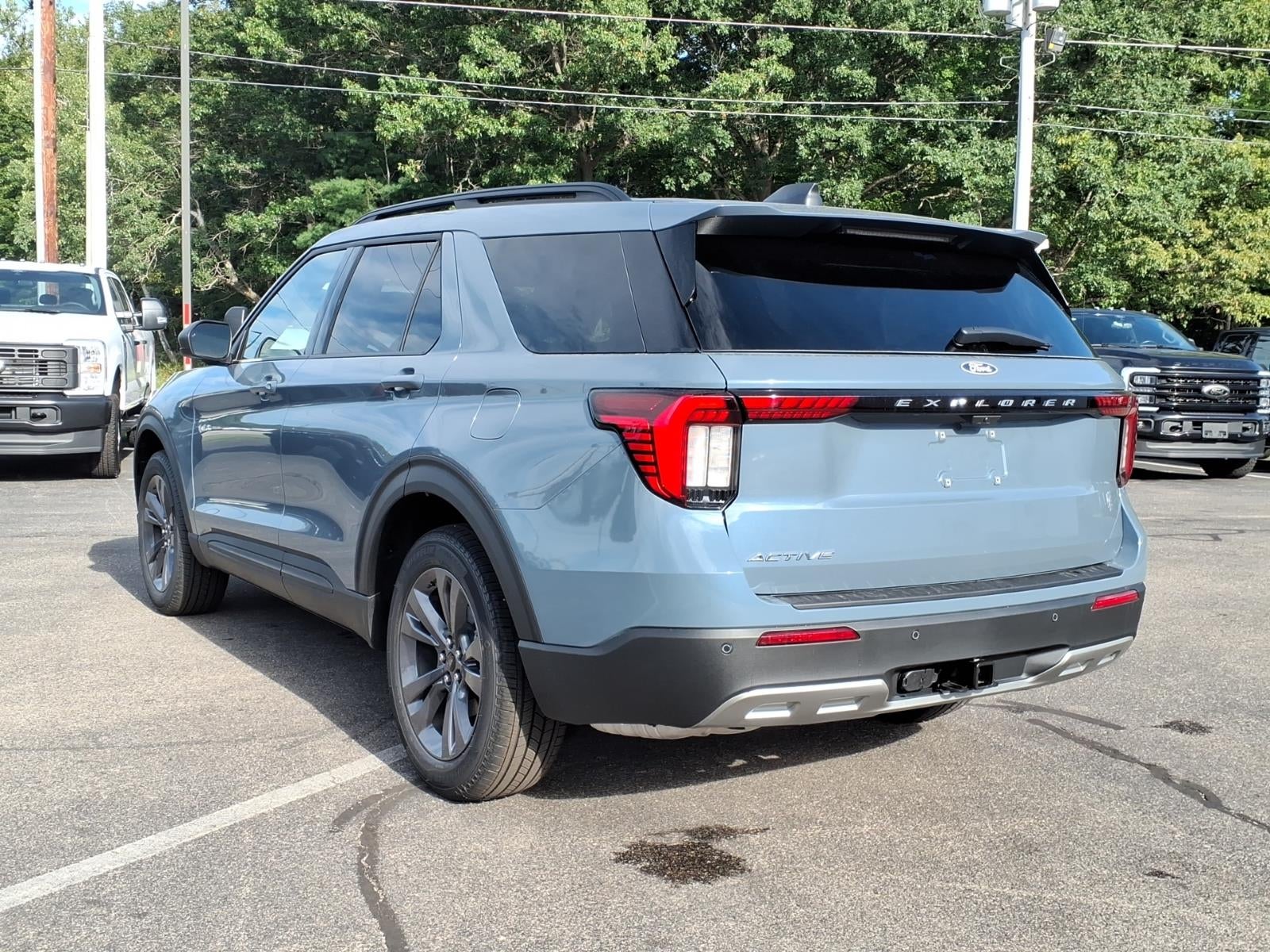 2027 Ford Explorer ACTIVE W/200A PKG 4WD