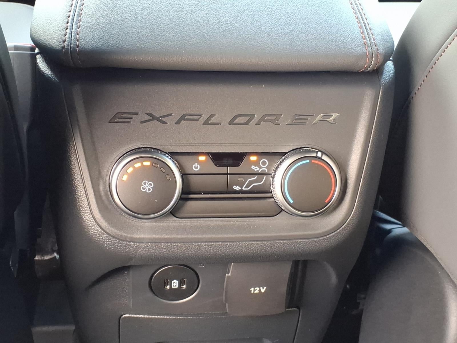 2027 Ford Explorer ACTIVE W/200A PKG 4WD