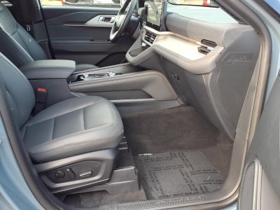 2027 Ford Explorer ACTIVE W/200A PKG 4WD
