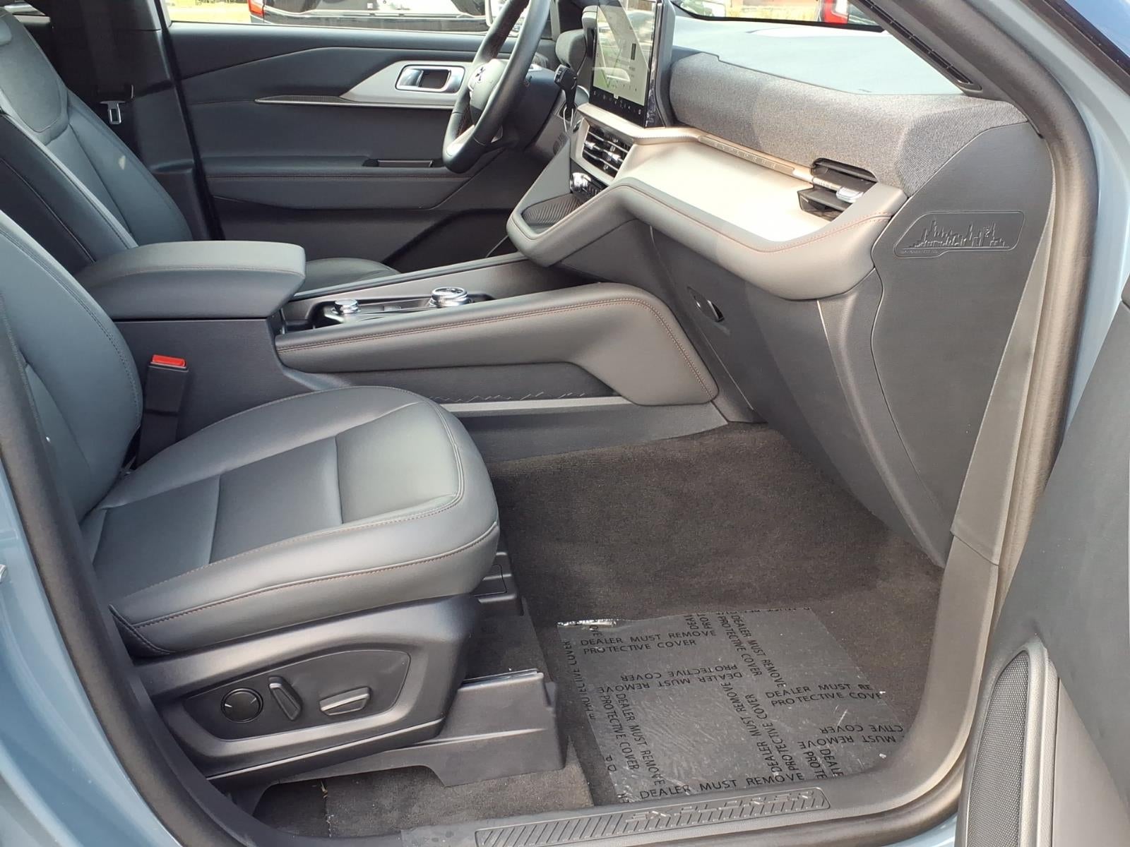 2027 Ford Explorer ACTIVE W/200A PKG 4WD