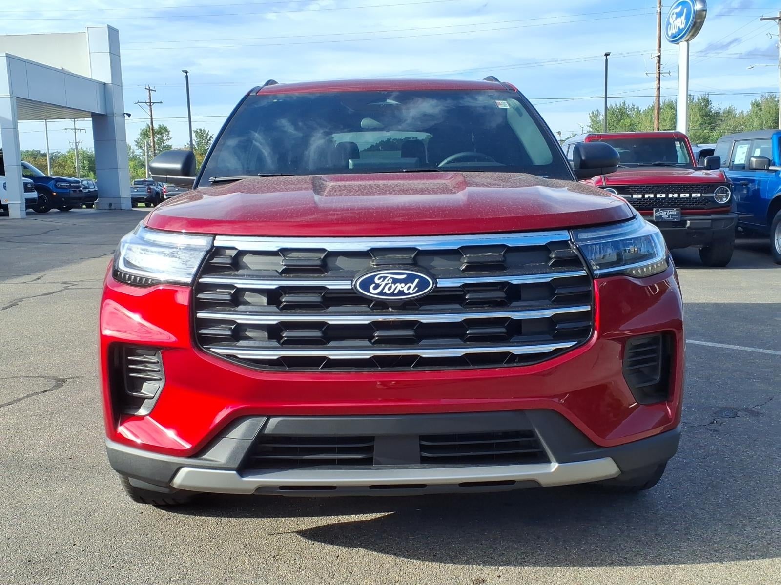 2027 Ford Explorer ACTIVE W/200A PKG 4WD