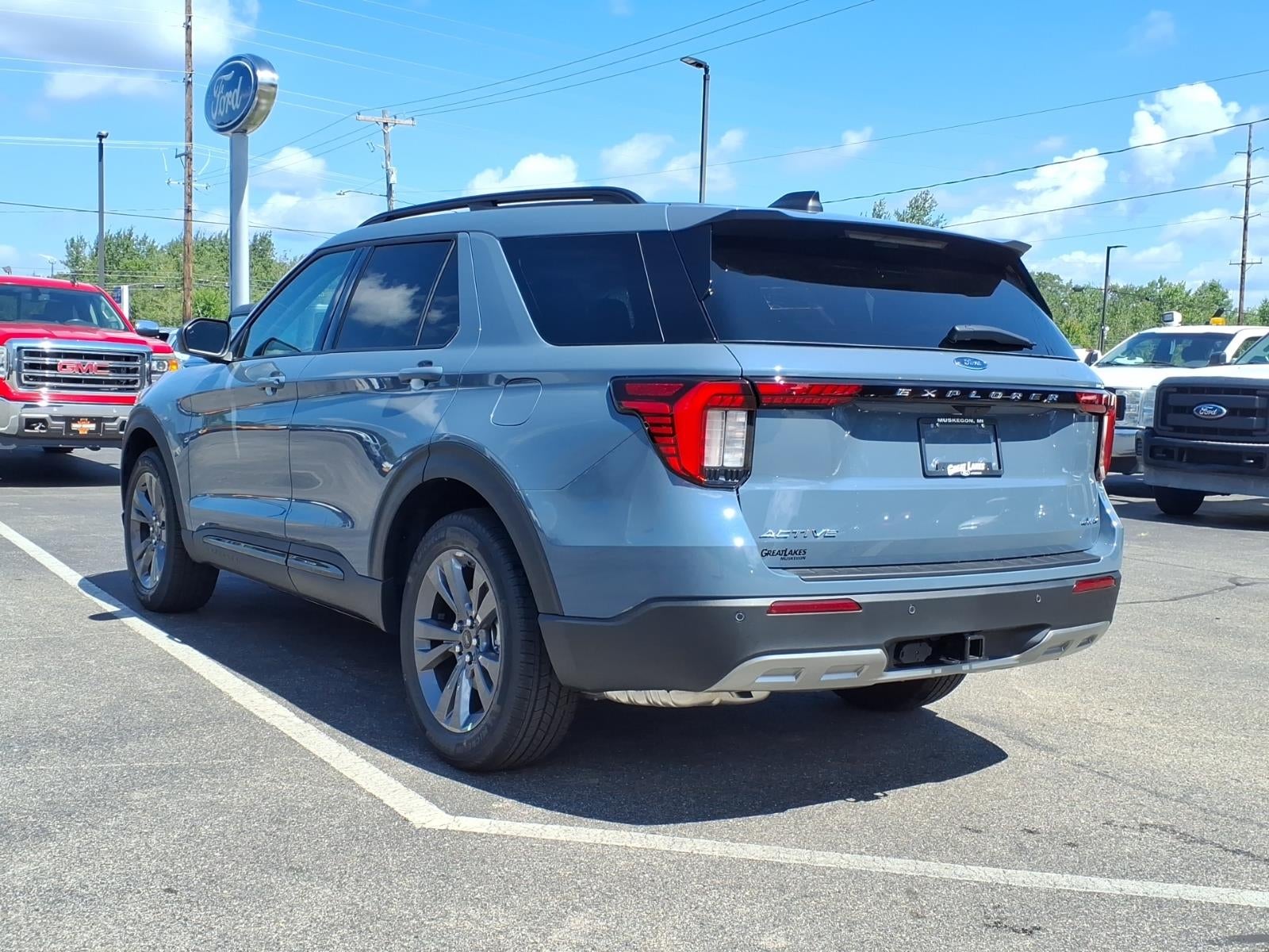 2026 Ford Explorer ACTIVE W/200A PKG 4WD