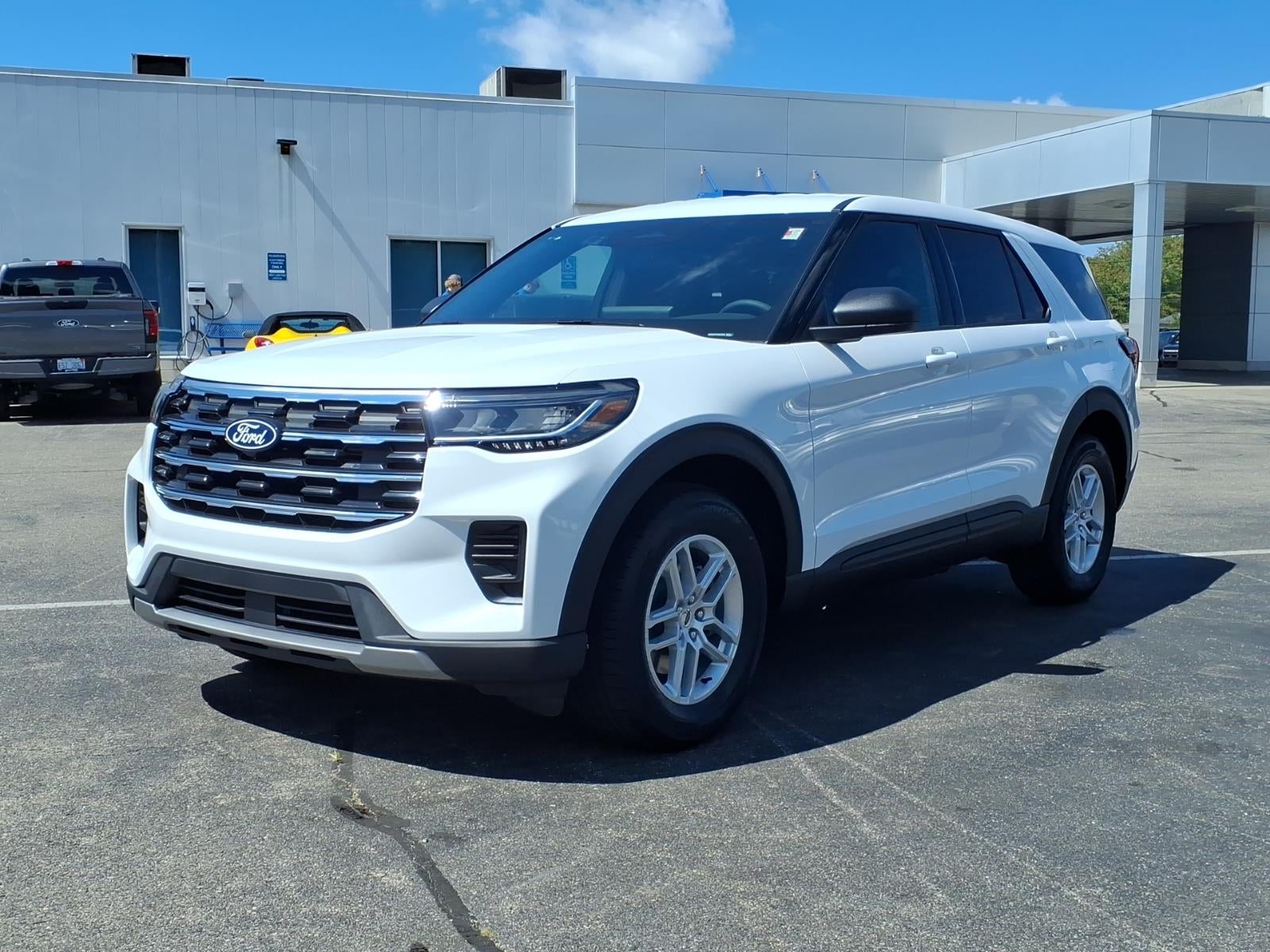 2027 Ford Explorer ACTIVE W/100A PKG 4WD