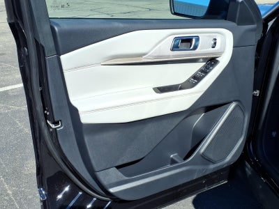 2026 Ford Explorer ACTIVE W/200A PKG 4WD