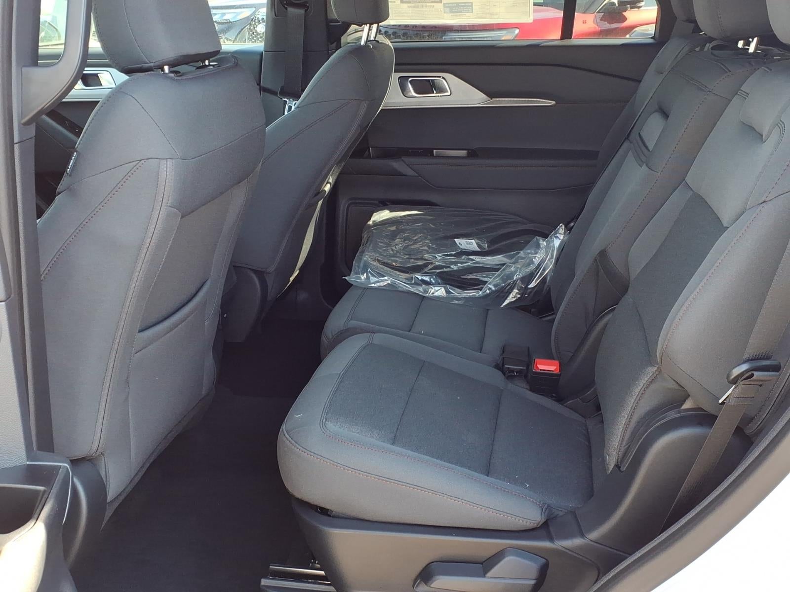 2027 Ford Explorer ACTIVE W/100A PKG 4WD