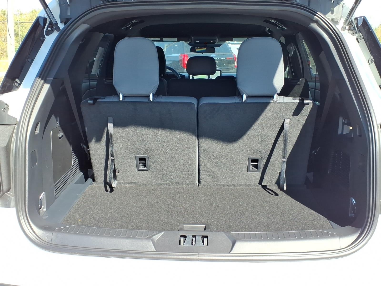 2027 Ford Explorer ACTIVE W/100A PKG 4WD