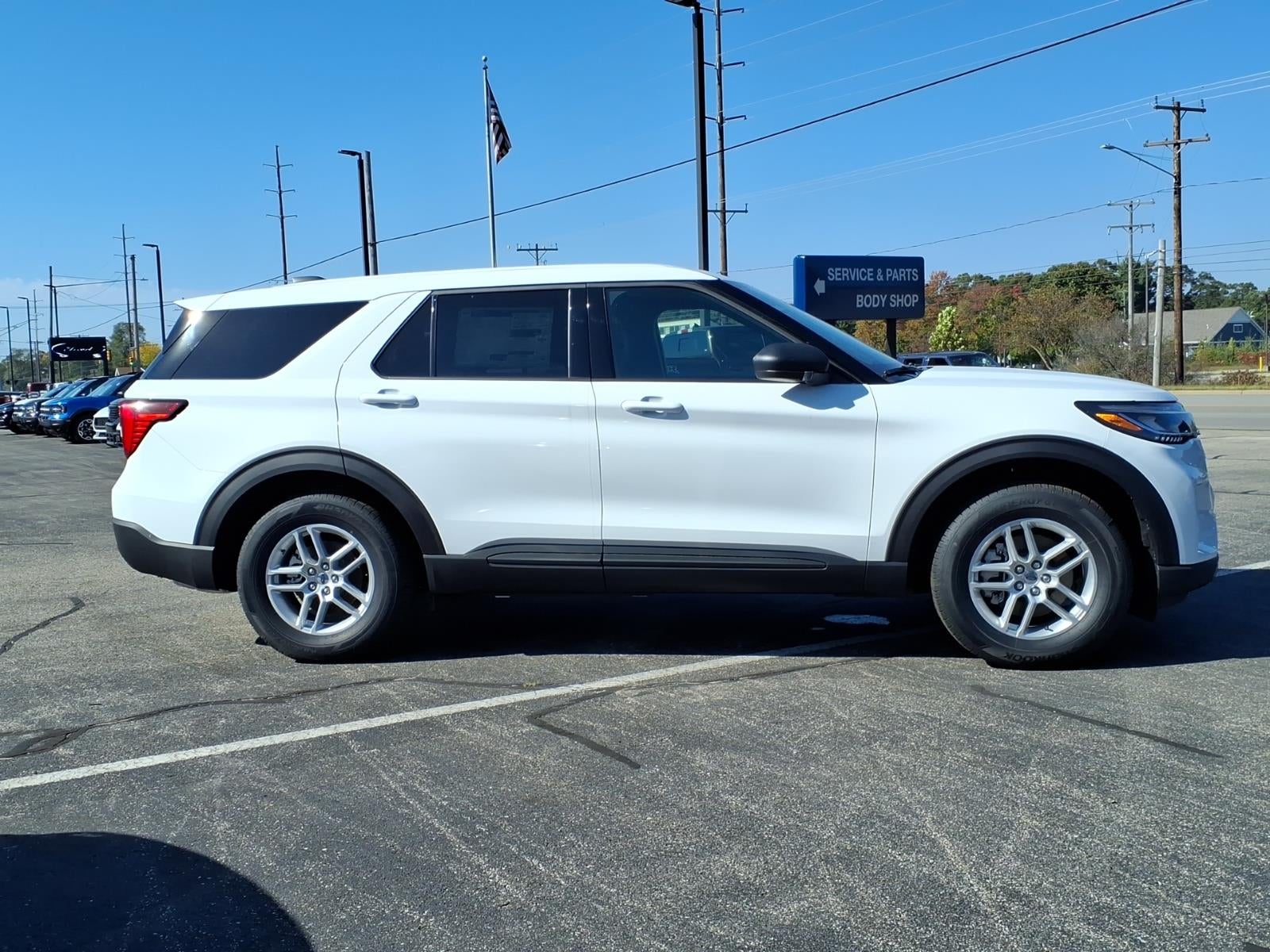 2027 Ford Explorer ACTIVE W/100A PKG 4WD