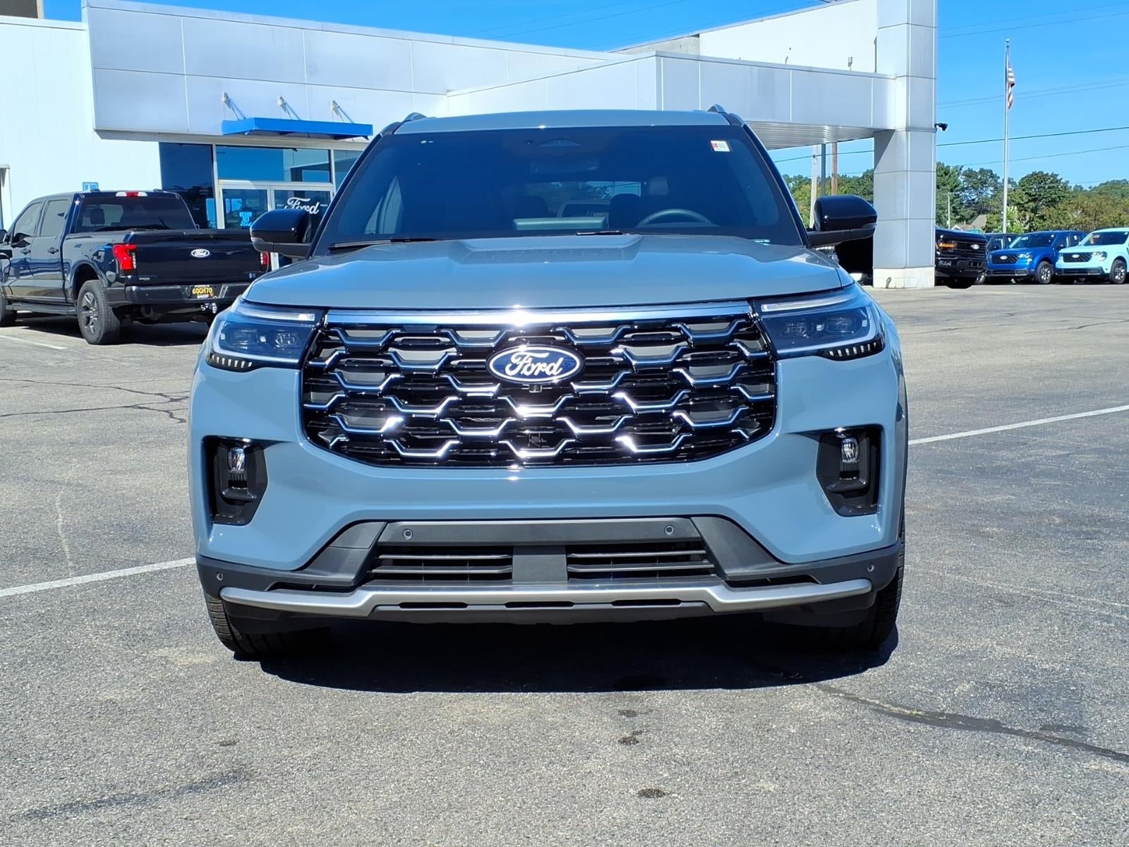 2027 Ford Explorer PLATINUM 4WD