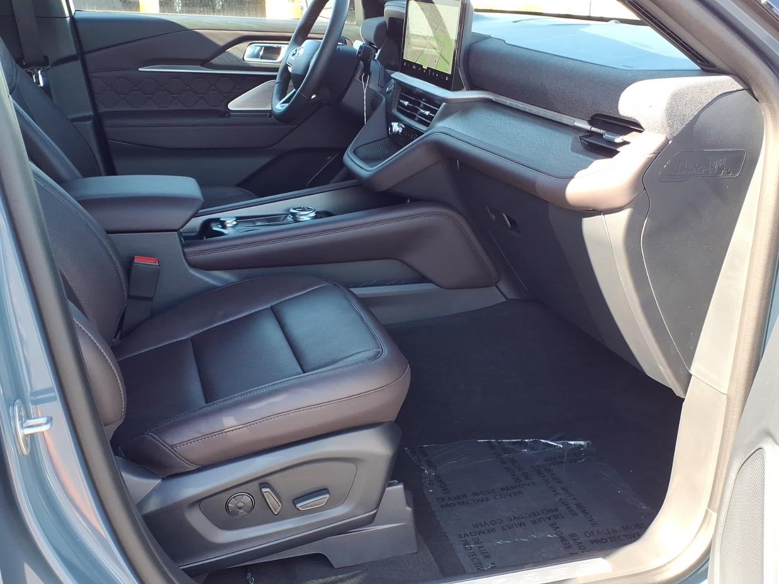 2027 Ford Explorer PLATINUM 4WD