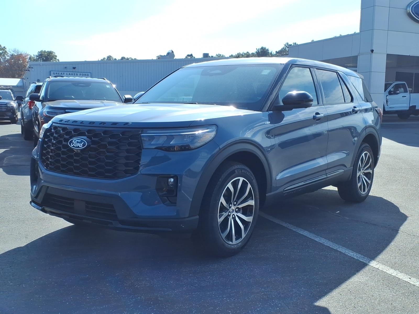 2027 Ford Explorer ST-LINE 4WD