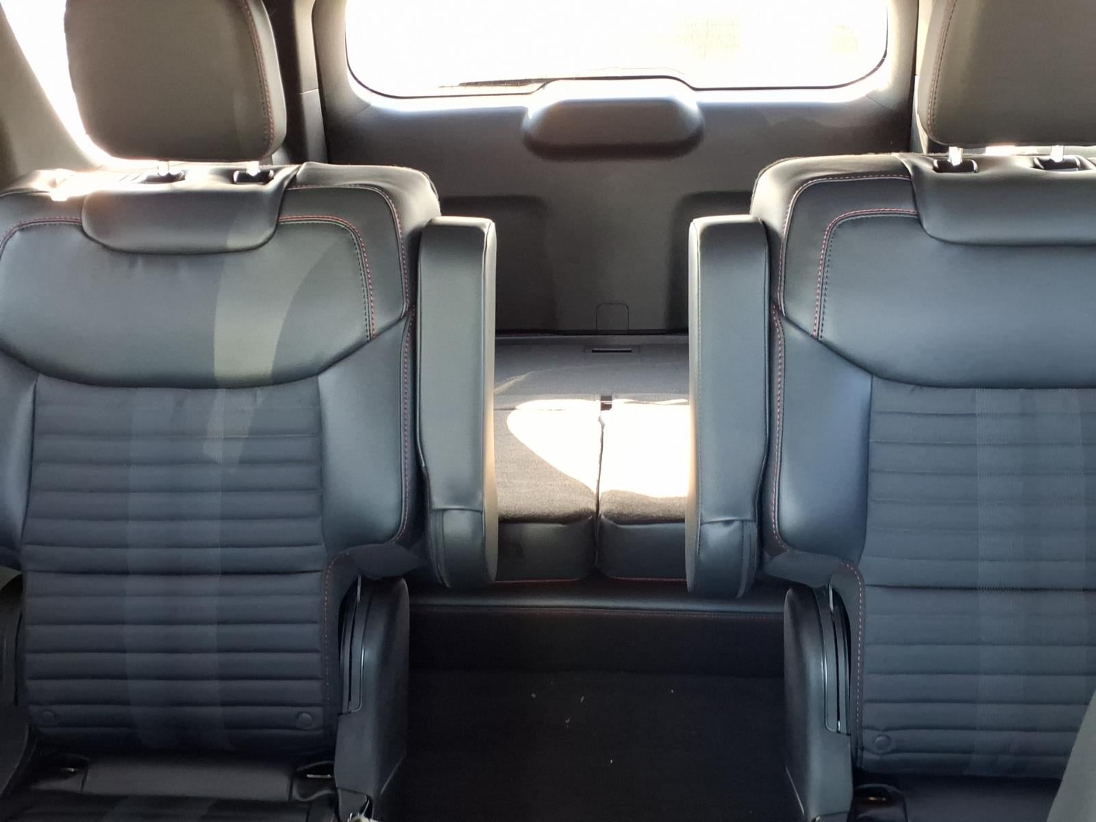 2027 Ford Explorer ST-LINE 4WD