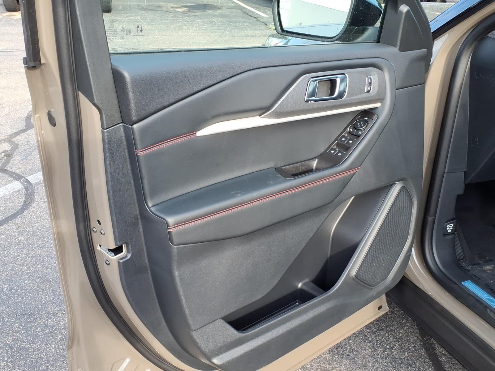 2027 Ford Explorer ST-LINE 4WD