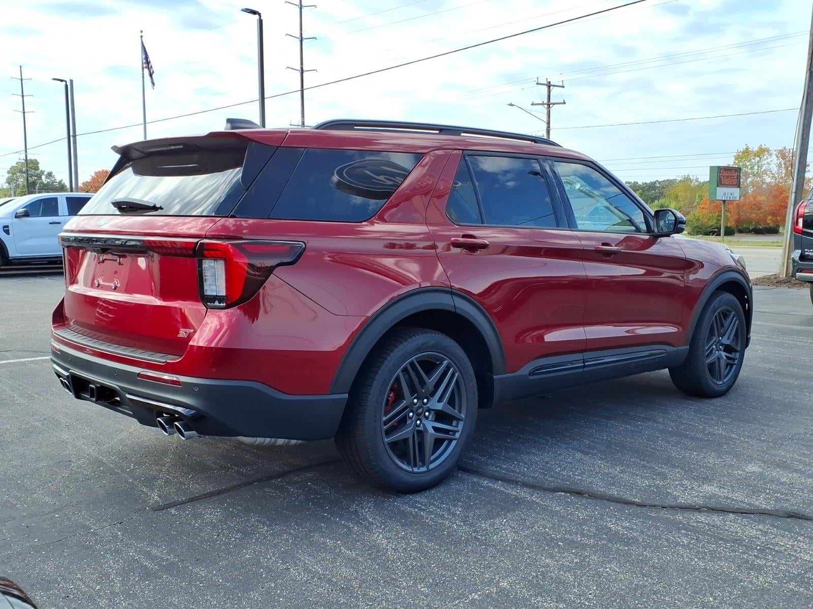 2027 Ford Explorer ST 4WD