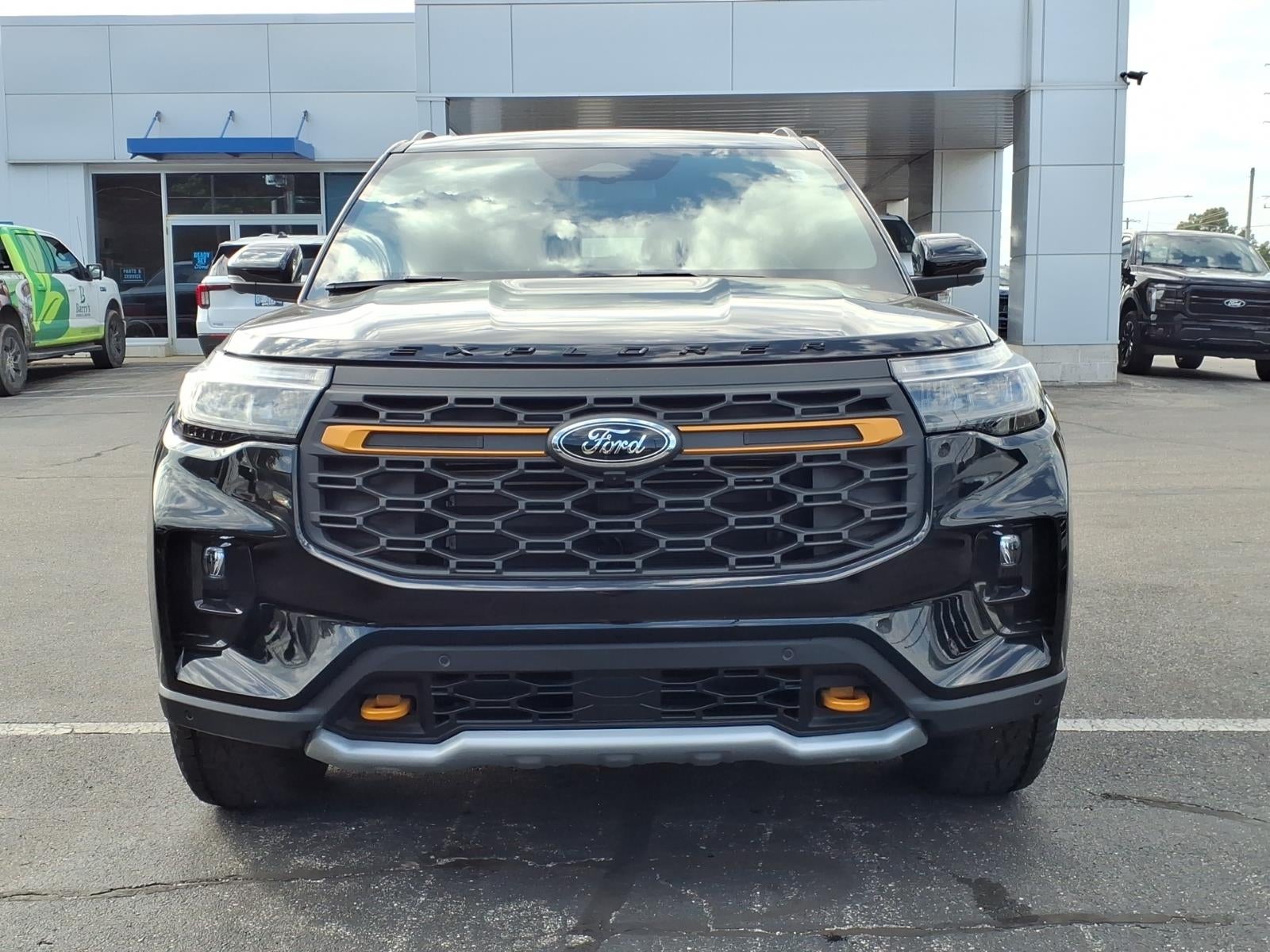 2026 Ford Explorer TREMOR 4WD
