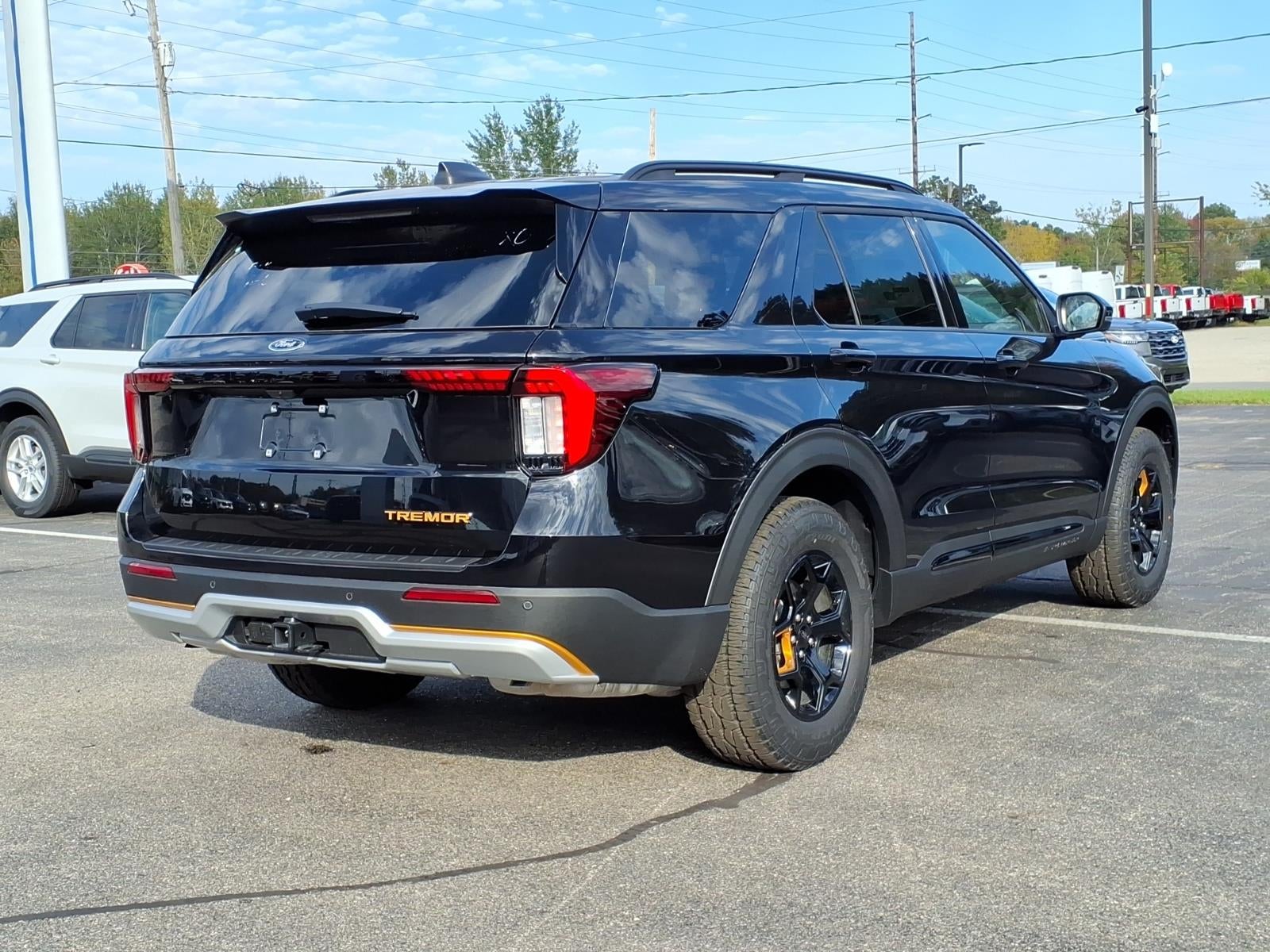 2026 Ford Explorer TREMOR 4WD