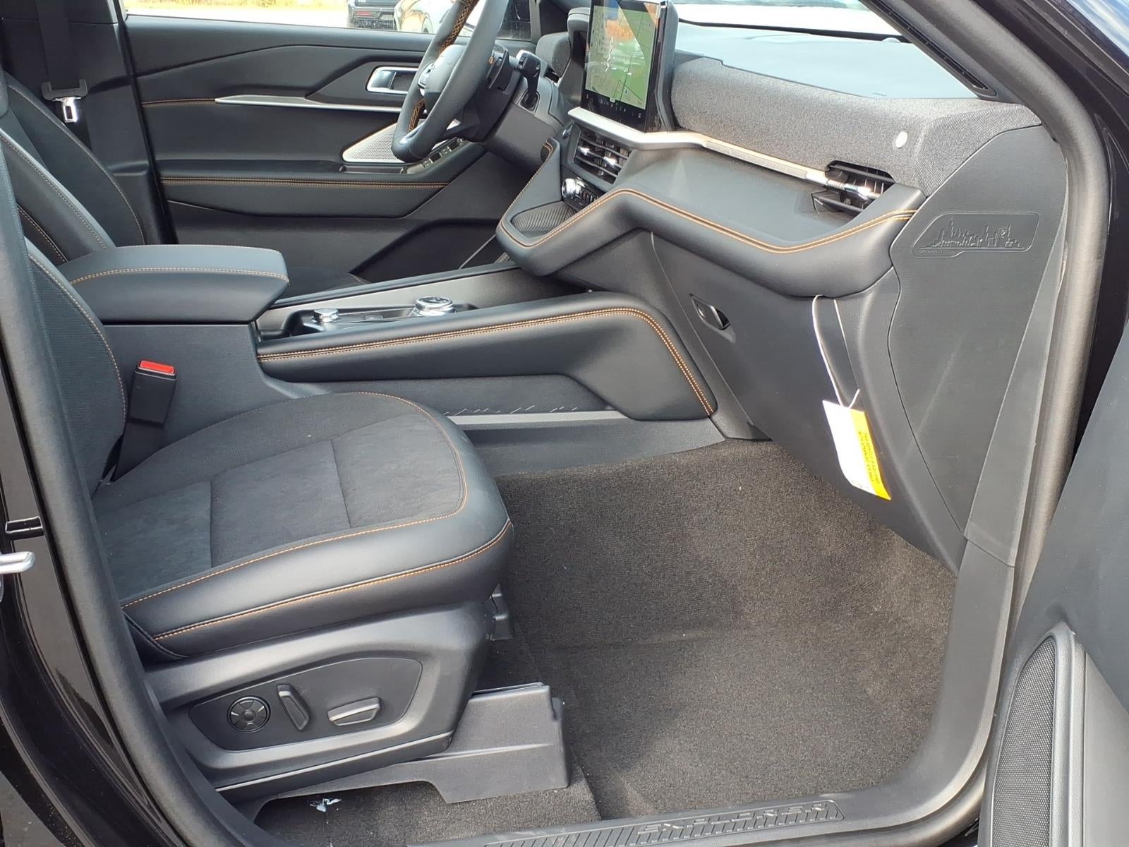 2026 Ford Explorer TREMOR 4WD