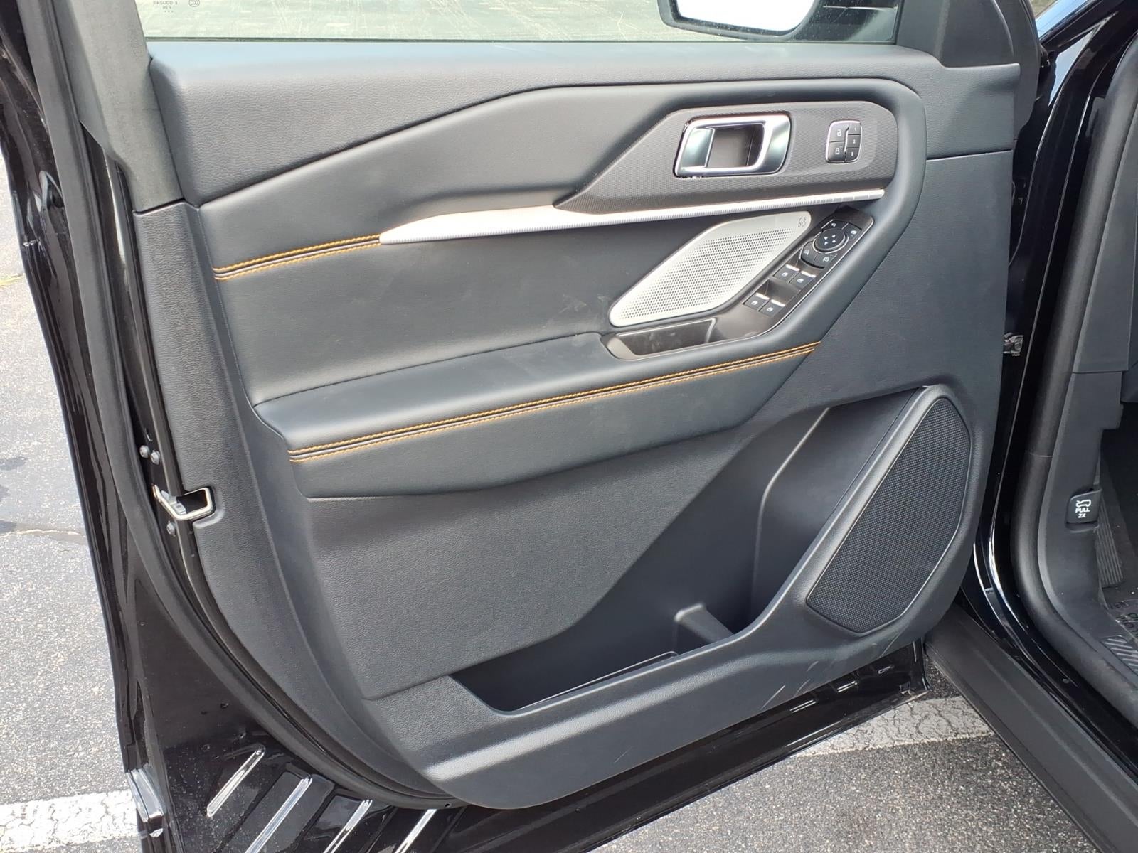2026 Ford Explorer TREMOR 4WD