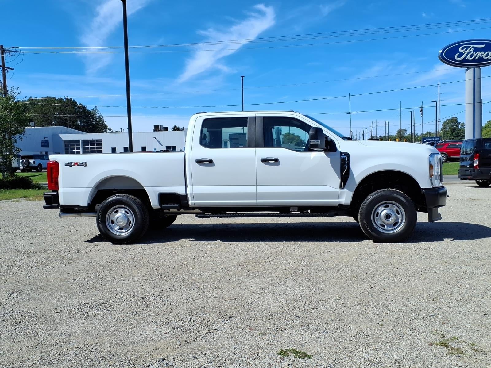 2026 Ford F-250 Super Duty XL 4WD CREW CAB 6.75 BOX