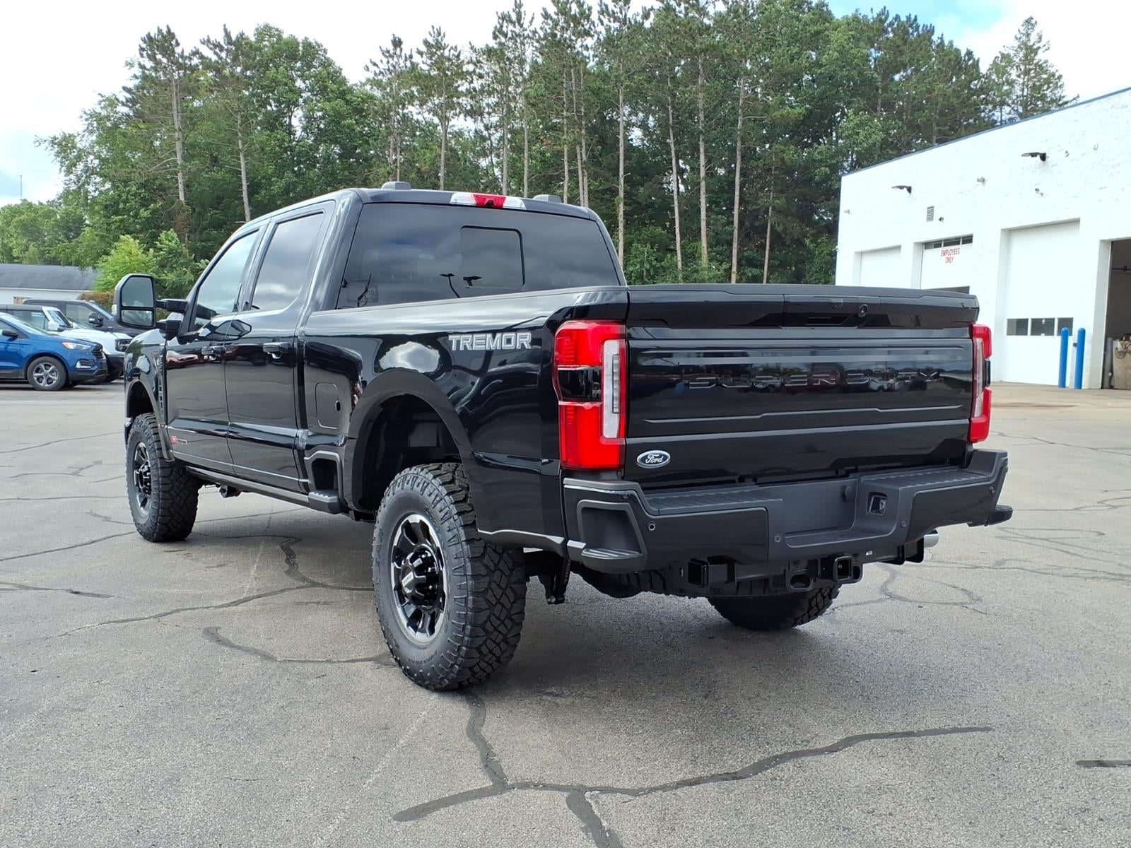 2026 Ford F-350 Super Duty PLATINUM 4WD CREW CAB 6.75 BOX