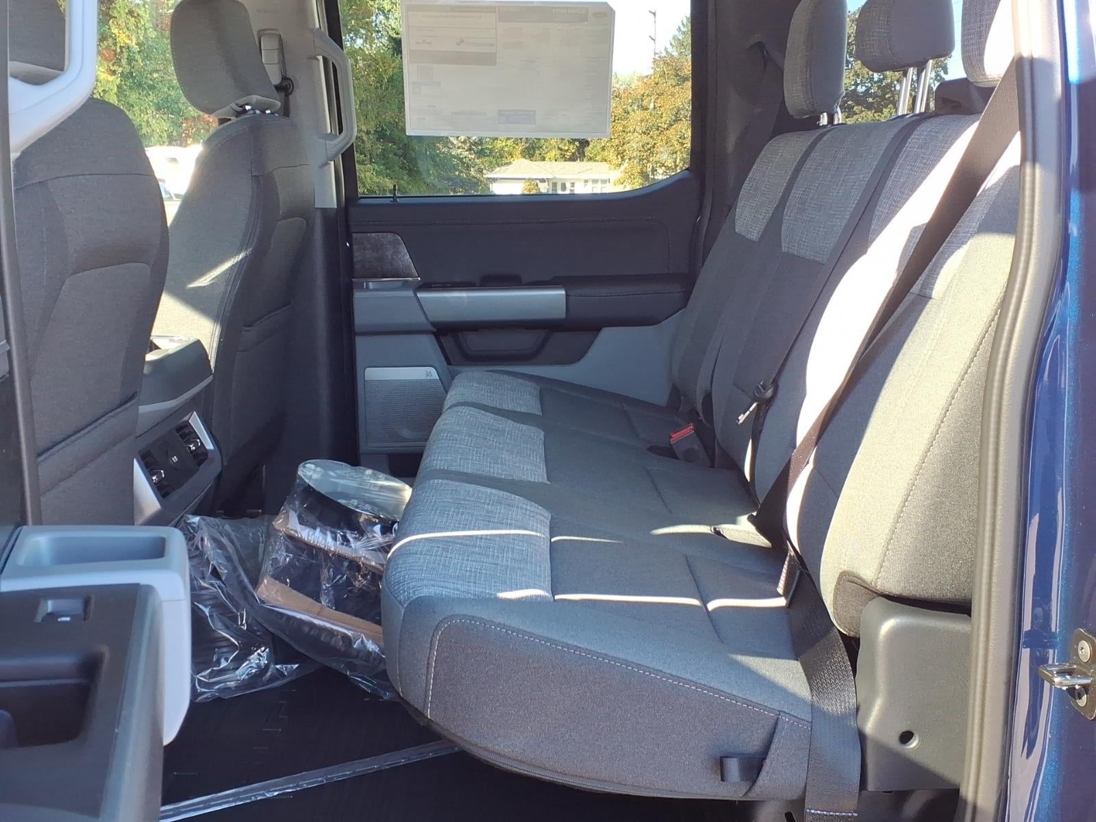 2027 Ford F-350 Super Duty XLT 4WD CREW CAB 6.75 BOX
