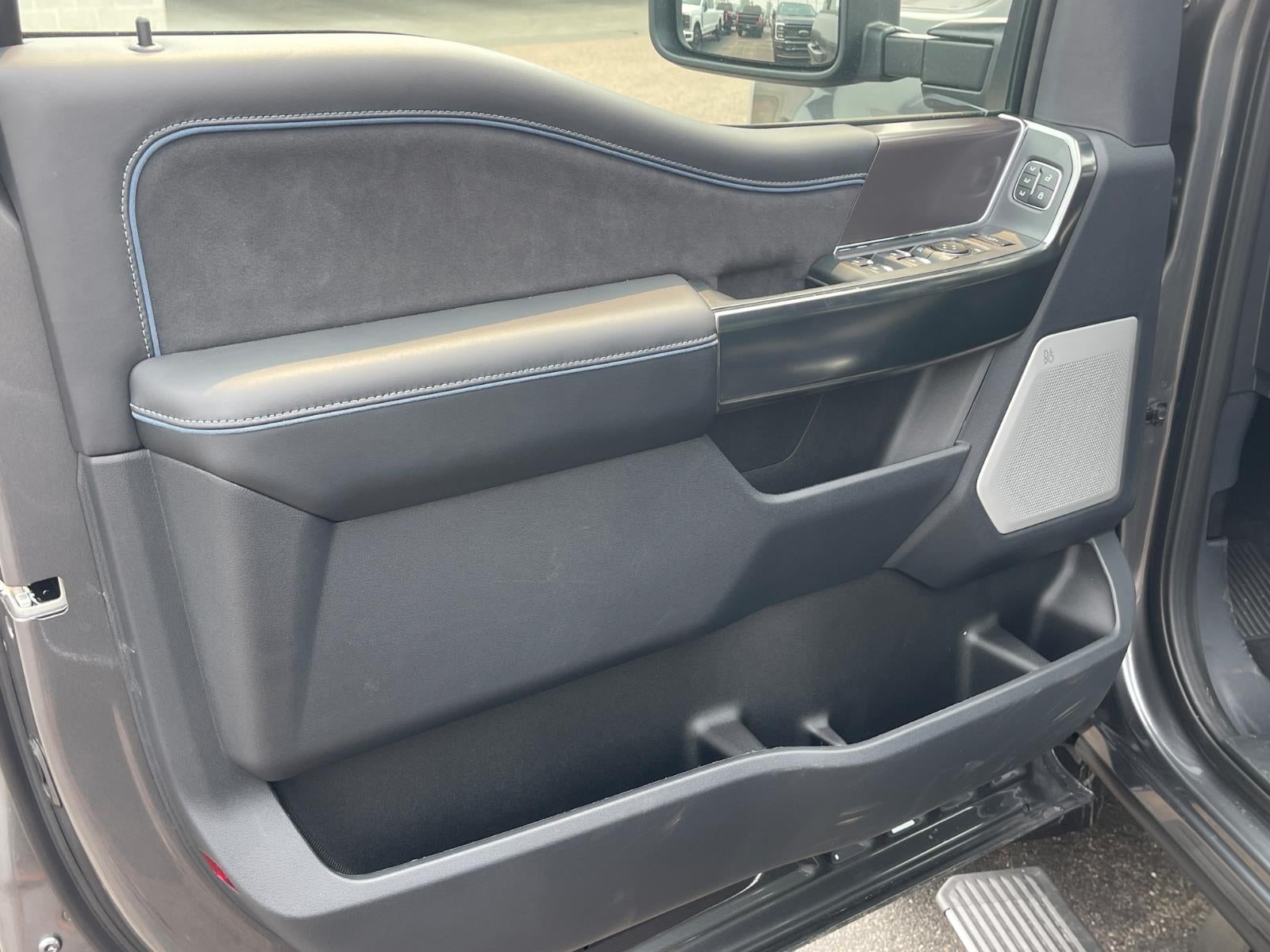 2026 Ford F-350 Super Duty Platinum