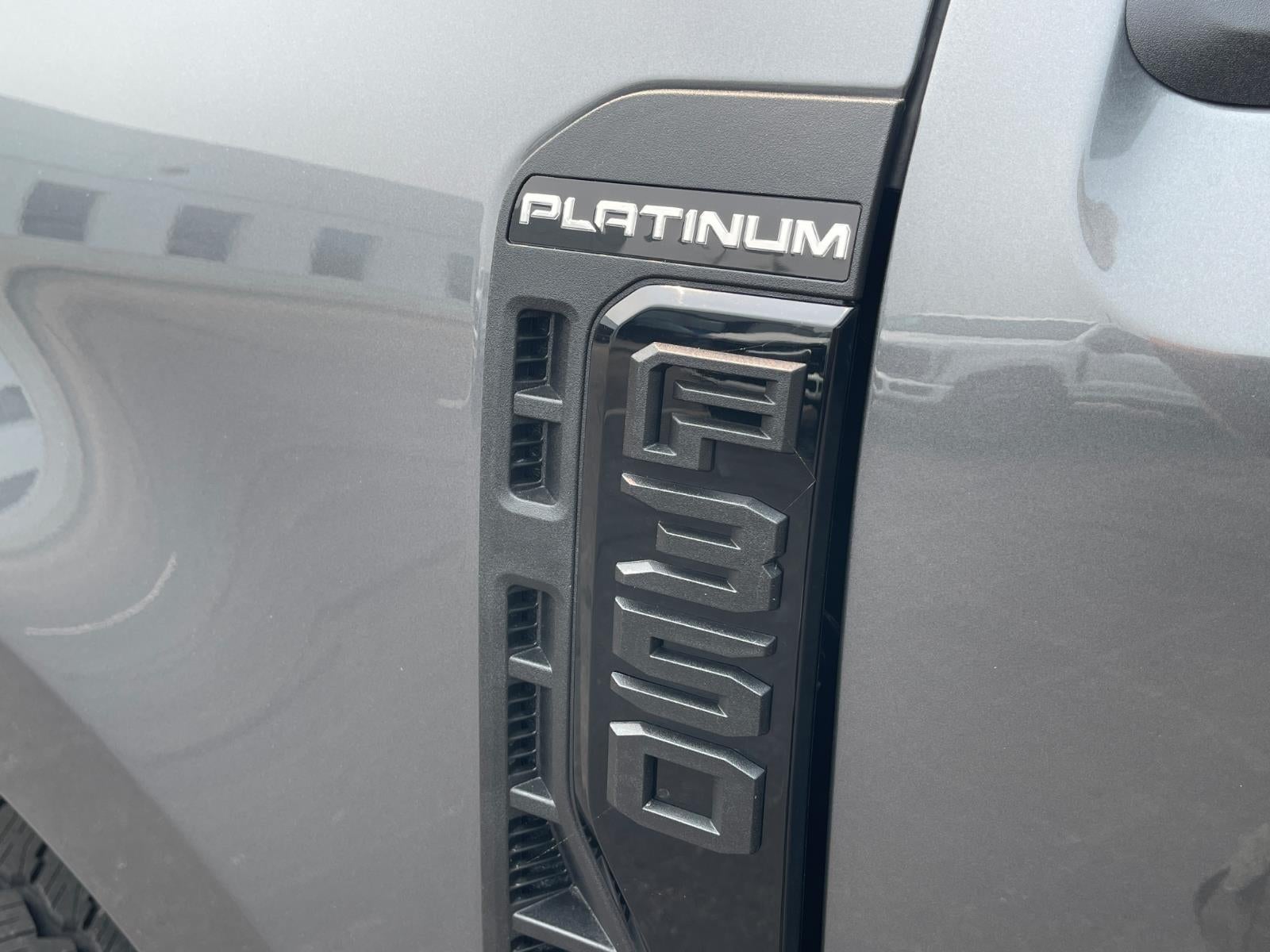 2026 Ford F-350 Super Duty Platinum