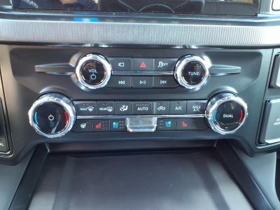 2027 Ford F-350 Super Duty PLATINUM 4WD CREW CAB 6.75 BOX