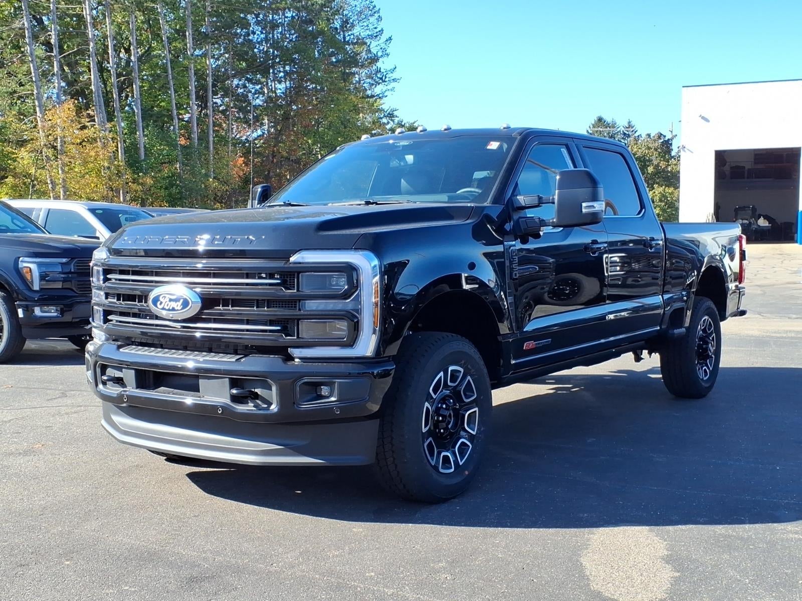 2027 Ford F-350 Super Duty PLATINUM 4WD CREW CAB 6.75 BOX