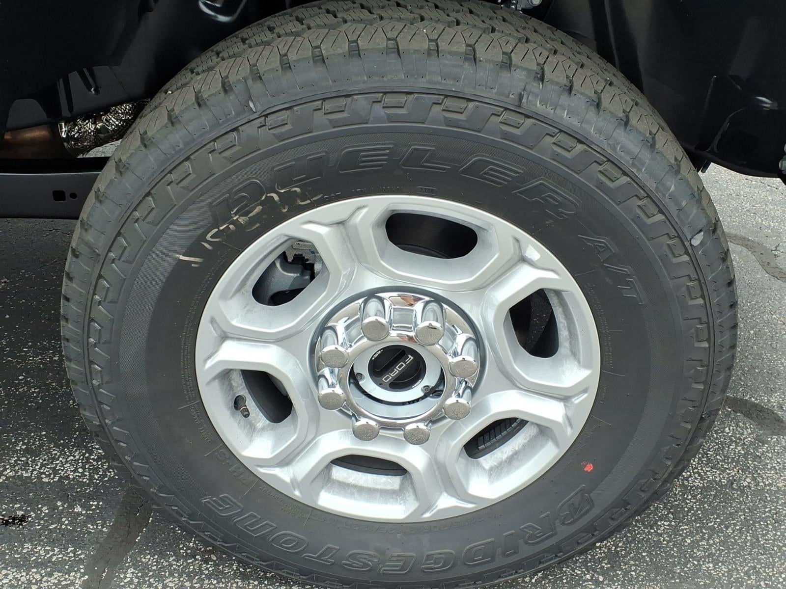 2026 Ford F-350 Super Duty XLT 4WD CREW CAB 6.75 BOX